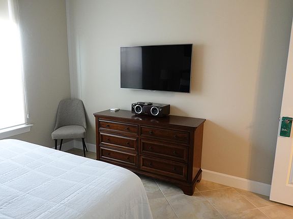 4th image of 7703 Winding Cypress Dr
