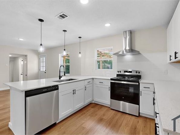 5637 Bonnie Dr