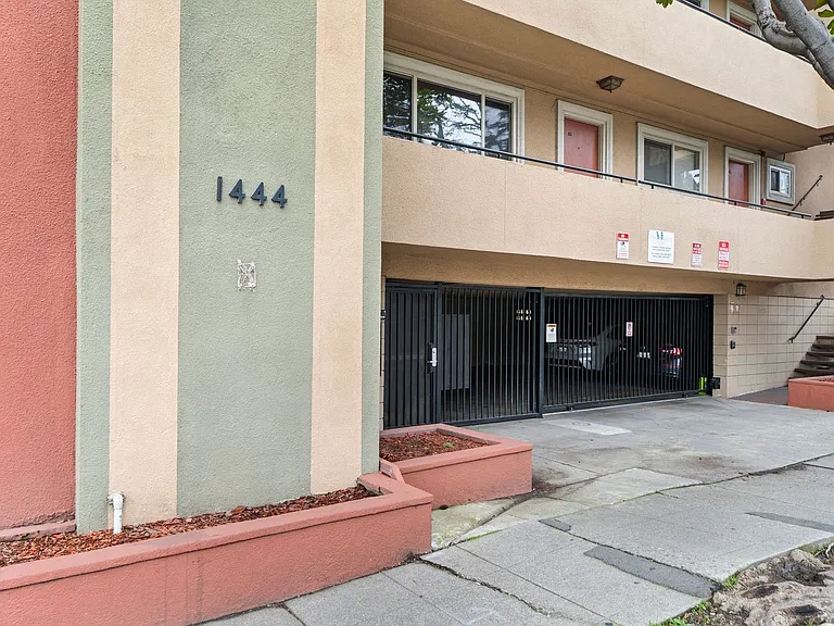 1444 Walnut St. — Photo 12