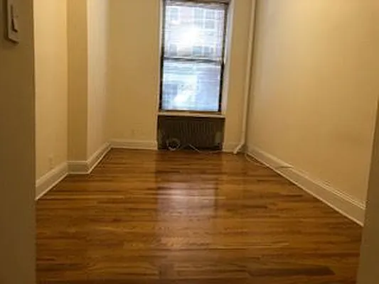 Rented by Cohen Smith Chang LLC | media 11