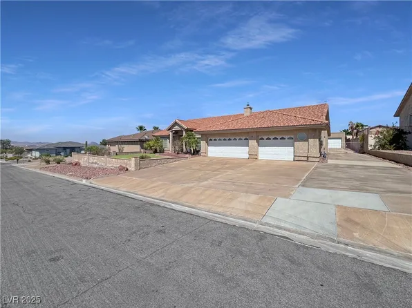 519 Crestway Rd, Henderson, NV 89015
