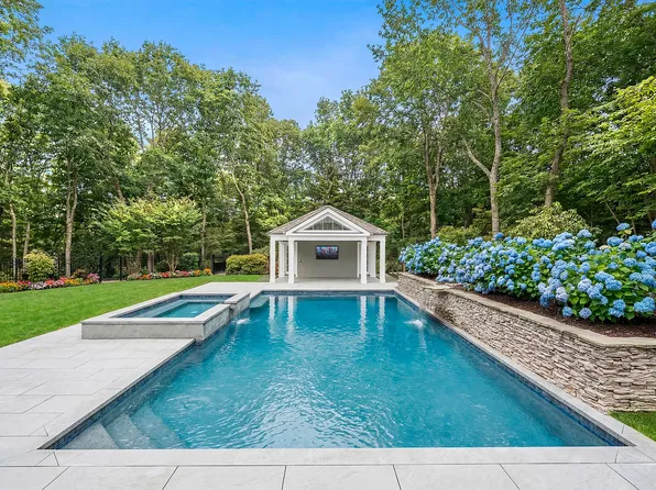 378 Water Mill Towd Rd, Southampton, NY 11968