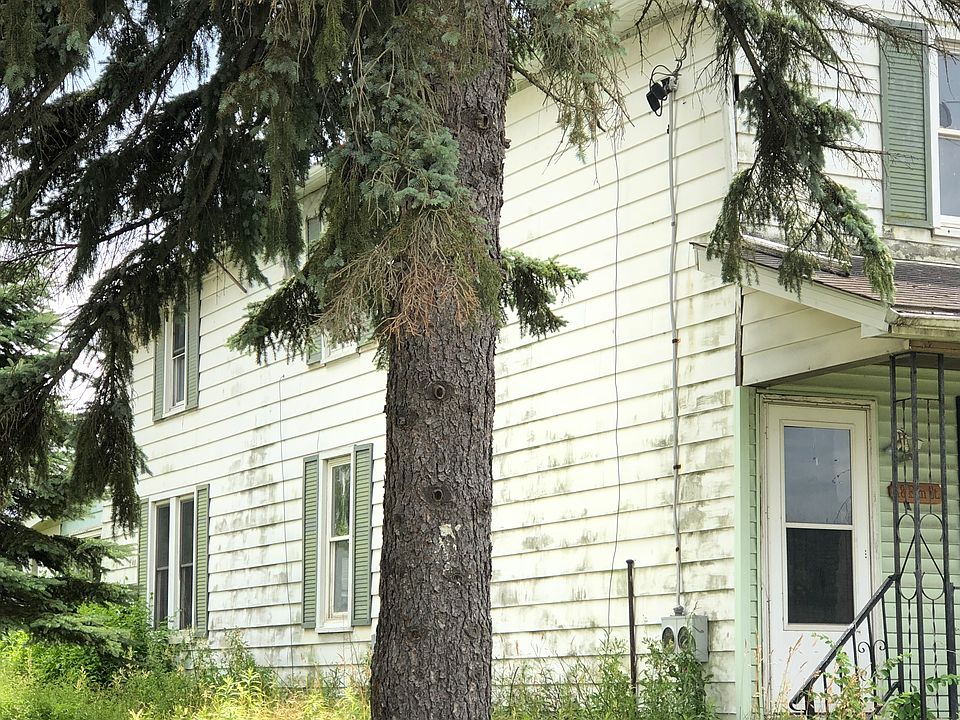 2nd image of 18 Elm St