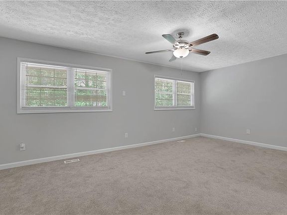 4th image of 4329 Cedar Ridge Trl