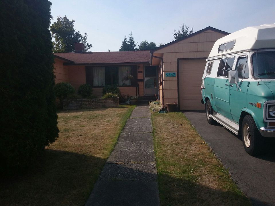 2nd image of 9547 Mary Ave NW