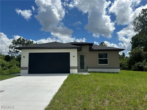 325 Broward Ave, Lehigh Acres, FL 33974