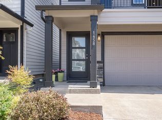 1458 N Siltstone Ave, Newberg, OR 97132