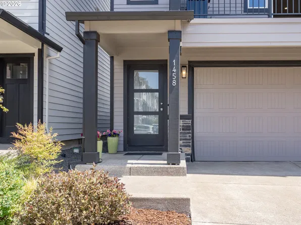 1458 N Siltstone Ave, Newberg, OR 97132