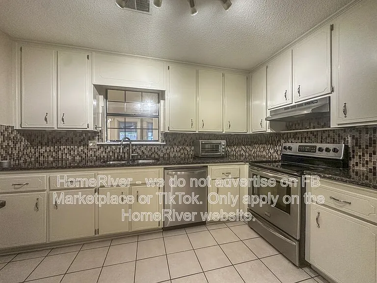 751 Coventry Township Pl — Photo 9