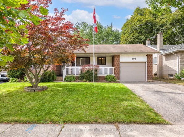 39 Wren Cres, Kitchener, ON N2A 1Y7