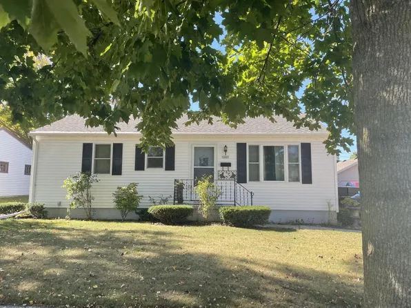 1205 Cherry ROAD, Manitowoc, WI 54220