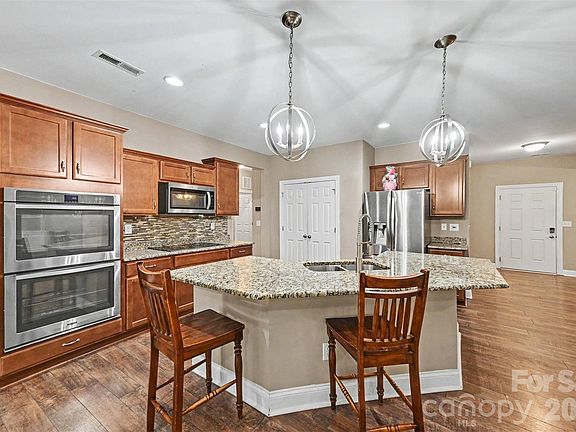 2nd image of 7015 Mount Holly Huntersville Rd #8