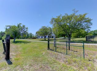 201 Oleander Rd, Batesburg, SC 29006
