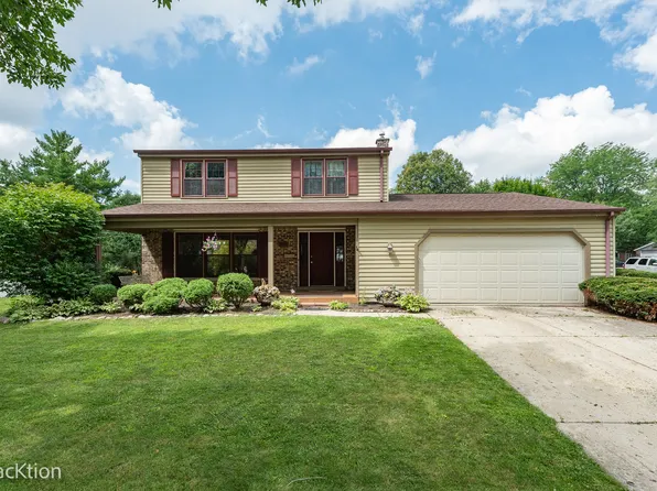345 S Birchwood Dr, Naperville, IL 60540