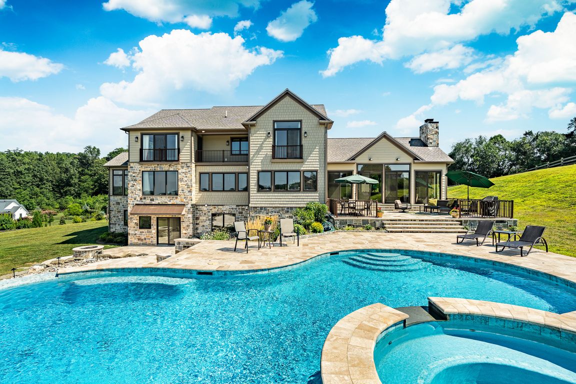 next background image