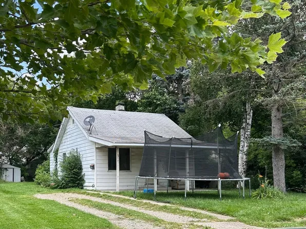 3211 Whittier Ave, Flint, MI 48506