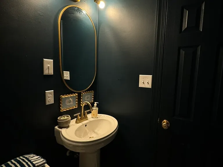609 Saint James St — Photo 8