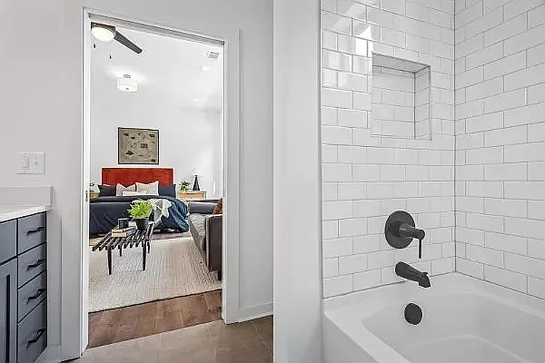 1272 3rd Ave S #205 — Photo 5