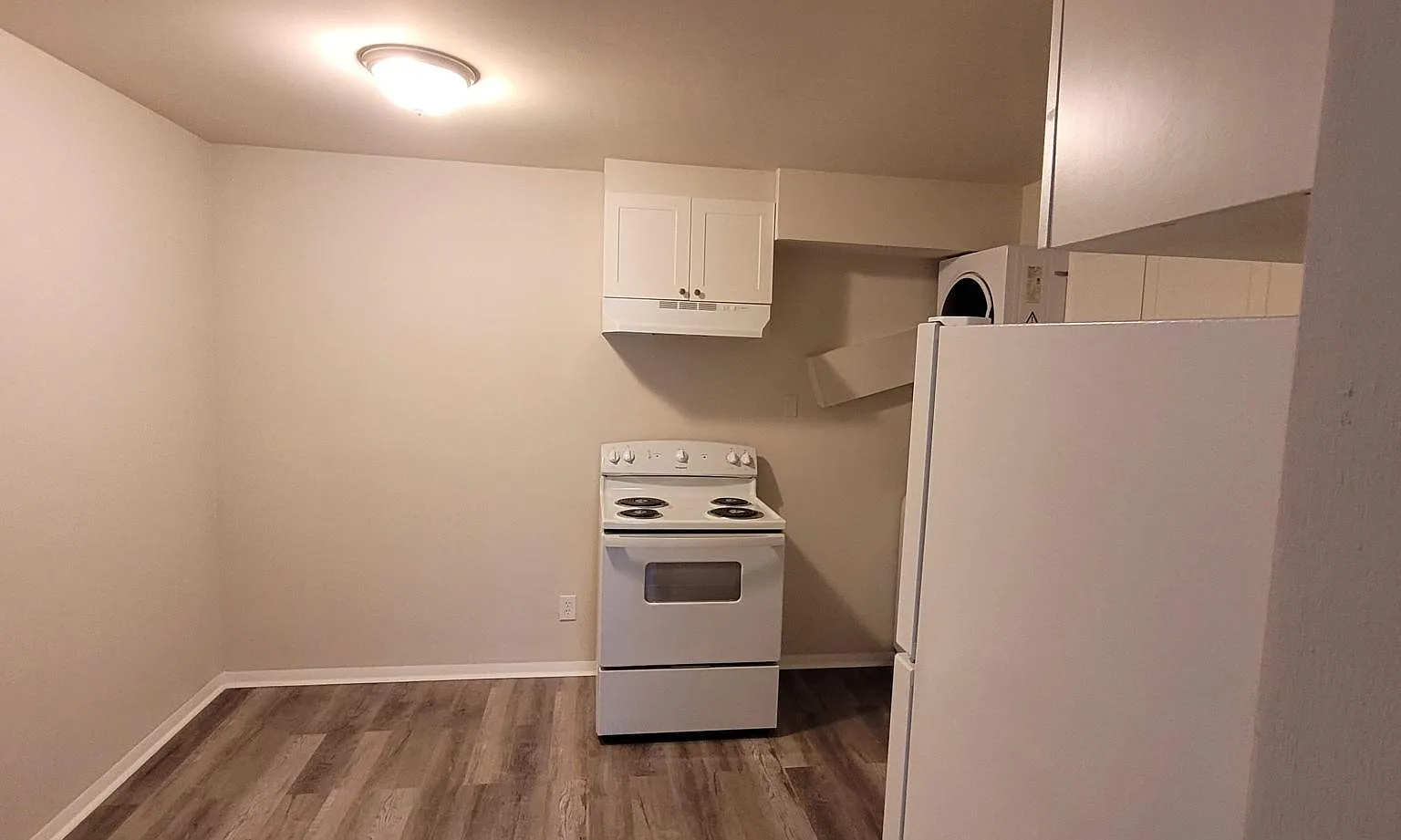 1 bed, 560 sqft, $950 — Photo 2