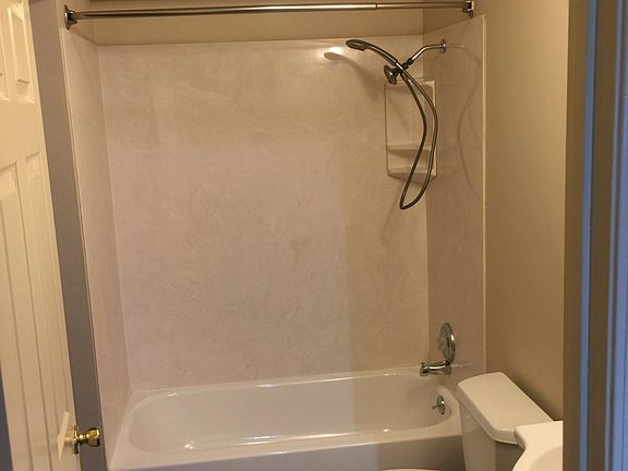 3rd image of 4147 Blaine Ave