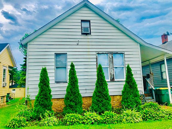 4th image of 318 Willow Ave