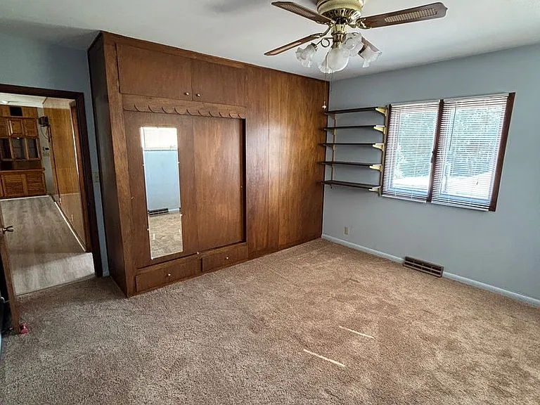 2543 Edgemont Ave — Photo 20