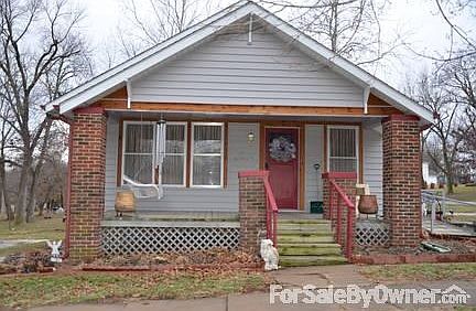 1st image of 301 E Daniel St