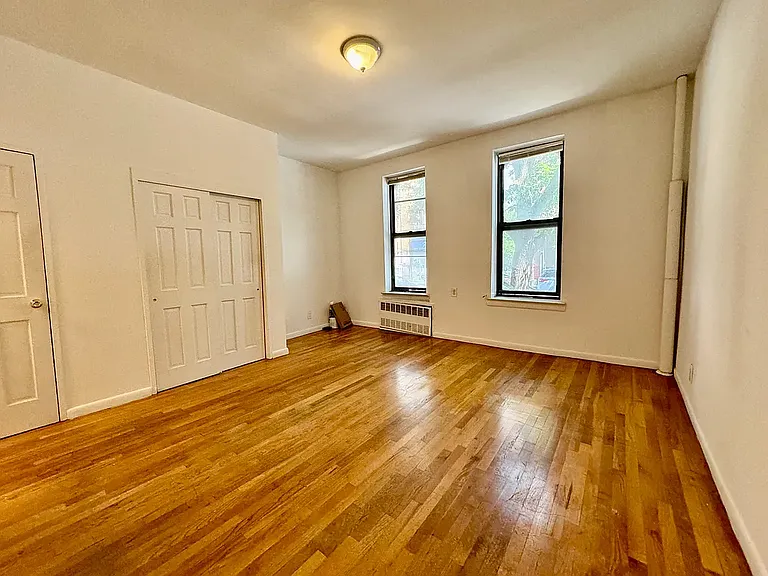 200 W 82nd St #1W — Photo 2