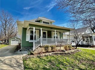 1004 S 16th St, Mattoon, IL 61938