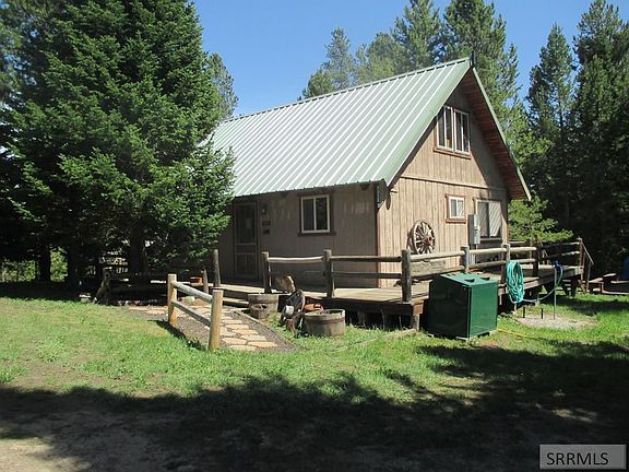 2nd image of 4012 Beaver Dr