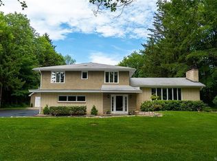 6285 Scherff Rd, Orchard Park, NY 14127