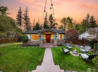 3917 88th Ave SE, Mercer Island, WA 98040