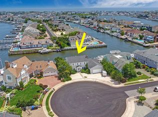 225 Squan Beach Dr, Mantoloking, NJ 08738