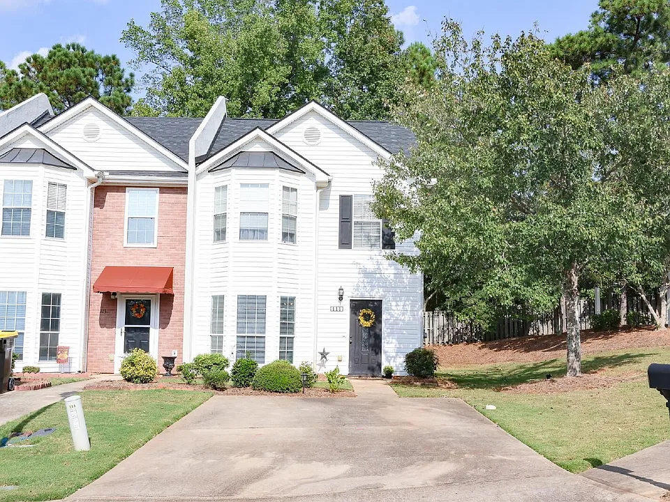 111 Chastain Loop