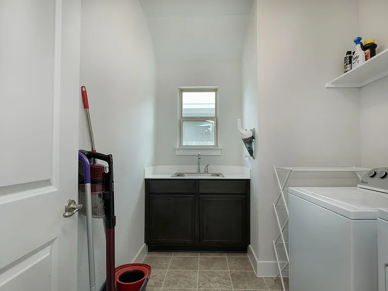 229 Finstown St #0 — Photo 18