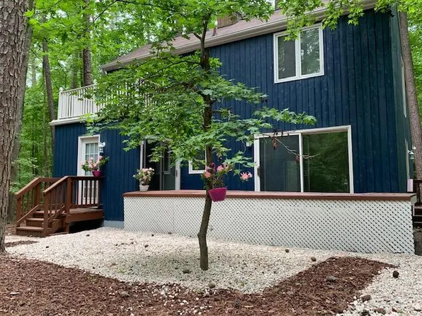 101 Ivy Ct, Chapel Hill, NC 27516