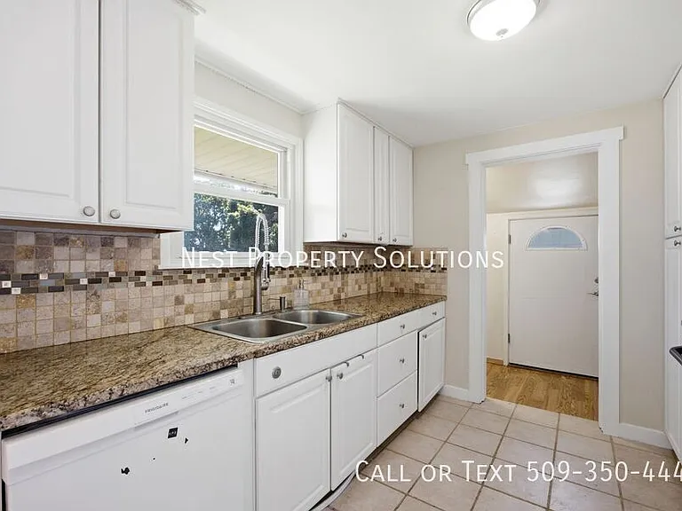 171 G St SE — Photo 10