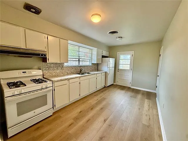 2 bed, 1.0 bath, 800 sqft, $1,450 — Photo 4