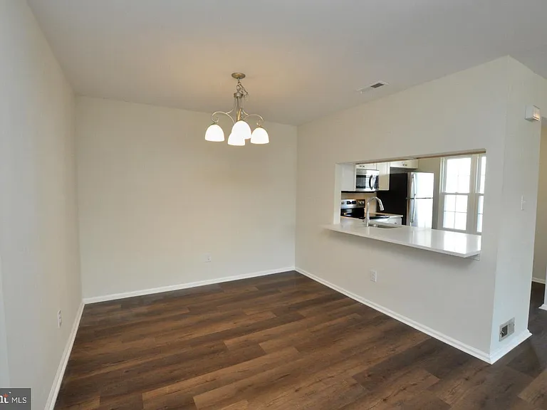 4208 Adelaide Dr #B — Photo 7