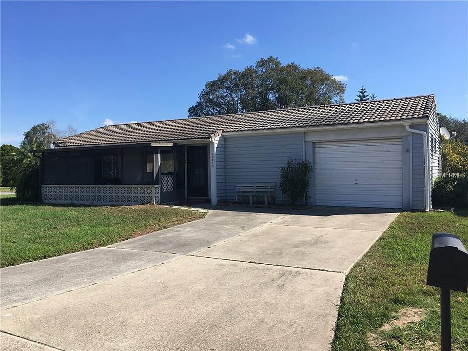 1st image of 10840 Waterford Ct