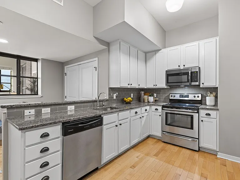 The Barker | $250 Off 1 Month Within 24 hours of Touring — Photo 28