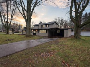 3545 Southfield Dr, Saginaw, MI