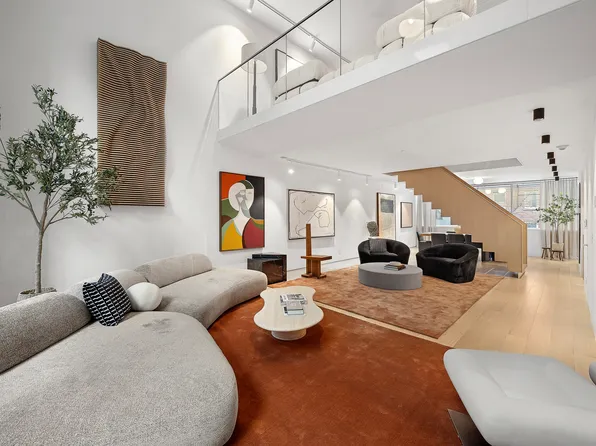217 West 20th Street image 1 of 18