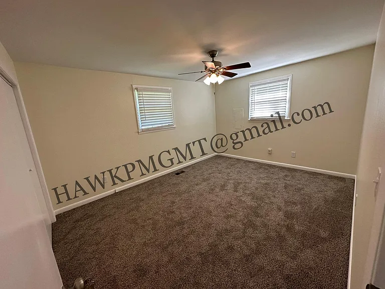 210 Luckett Pl — Photo 11
