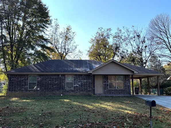 121 Cloverdale Blvd, Searcy, AR 72143