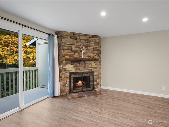 3rd image of 9474 Redmond Woodinville Road NE #A308