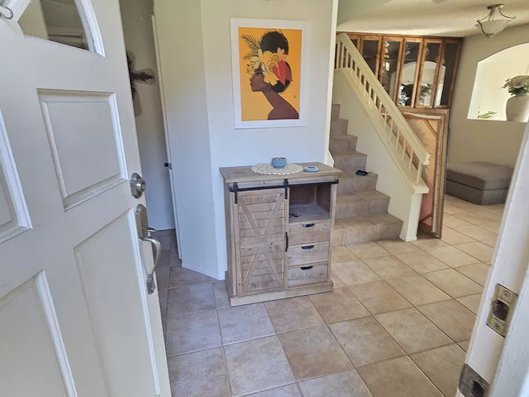 740 Edgewater Dr — Photo 5
