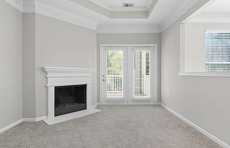 Summit Ridge Apartments — Photo 16