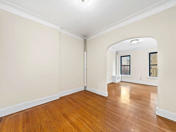 1606 1st Ave APT 2A