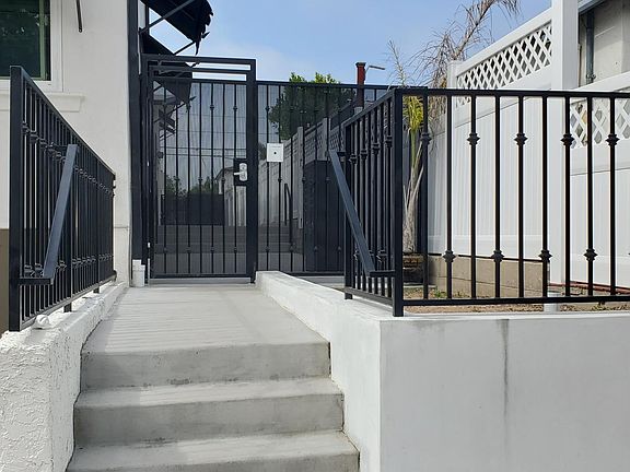 2nd image of 3840 Edna Pl APT 8